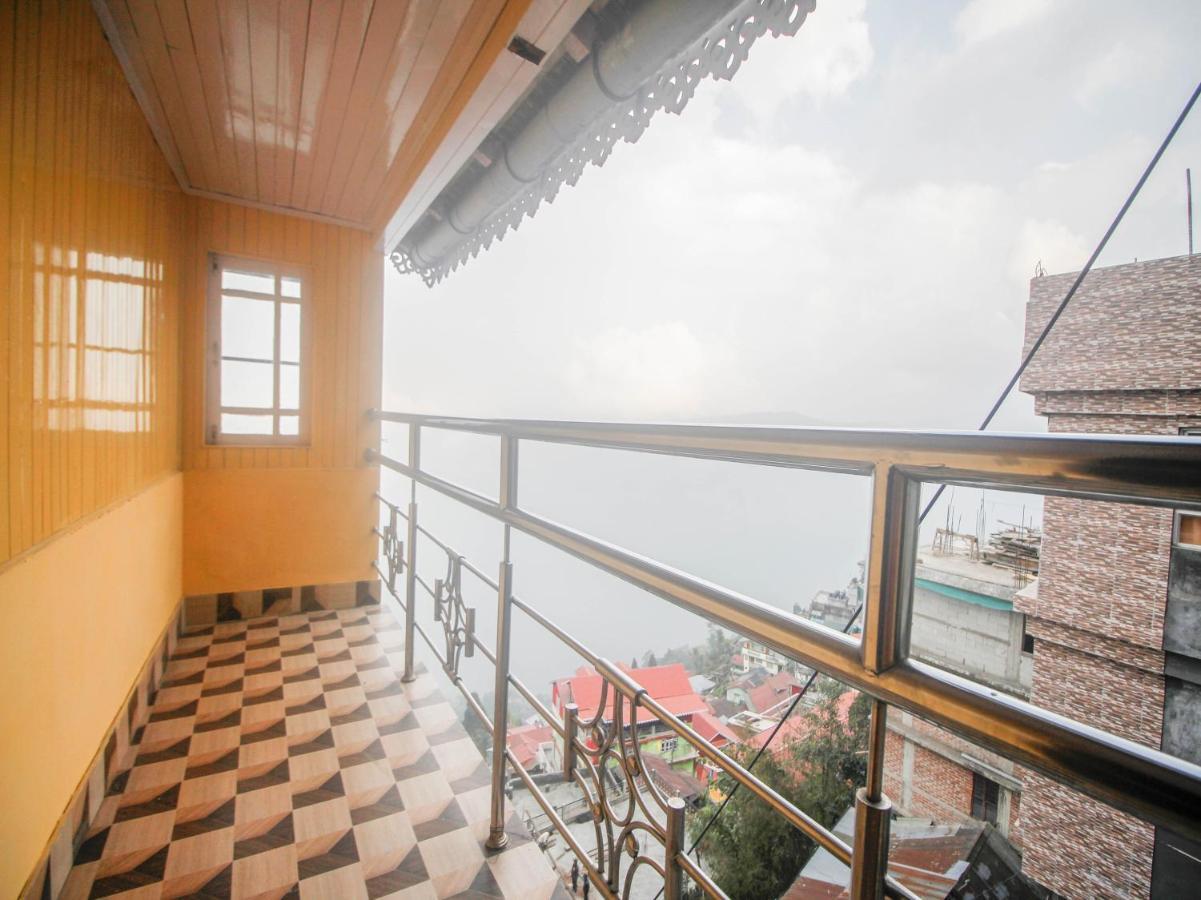 Oyo 79616 Hotel Mayur Νταρτζίλινγκ Εξωτερικό φωτογραφία